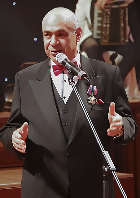 Ub009.jpg